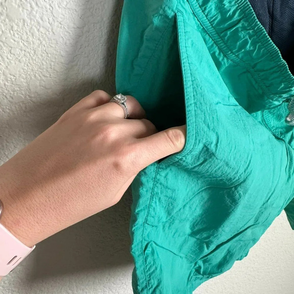 Modern Amusement Men's Swim Trunks Shorts Size Large Green - Picture 9 of 9